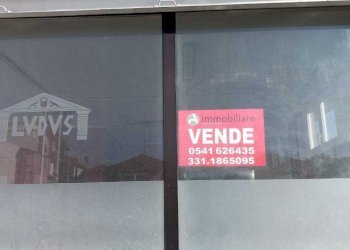 0234c131-00f4-4a99-b4a5-8afac36a37a0.jpg - Not Food Viale Giulio Cesare 40, Riccione - photo 2