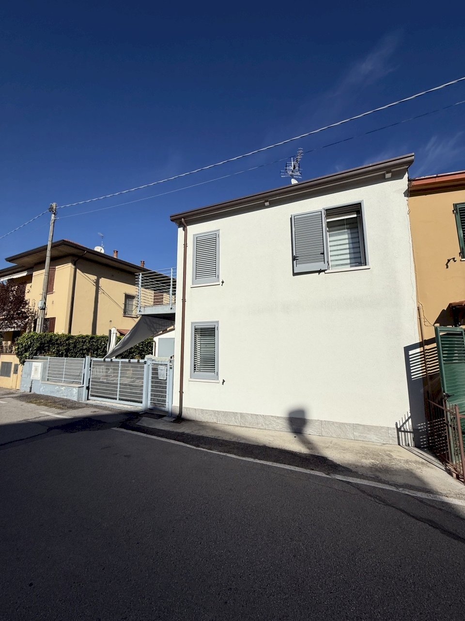 IMG_1170.JPG - Villetta Via Vecchia Marecchia 199, Santarcangelo di Romagna - foto 3