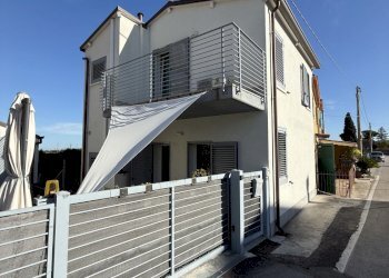 IMG_1173.JPG - Villetta Via Vecchia Marecchia 199, Santarcangelo di Romagna - foto 7