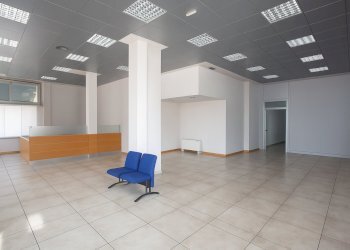ChatGPT Image 15 set 2025, 09_39_57.png - Commercial Premises Santarcangelo di Romagna - photo 6