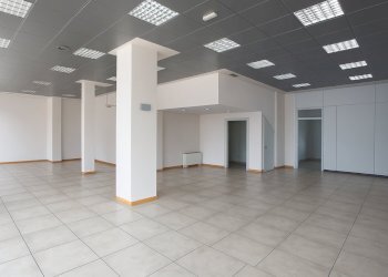 ChatGPT Image 15 set 2025, 09_42_59.png - Commercial Premises Santarcangelo di Romagna - photo 11