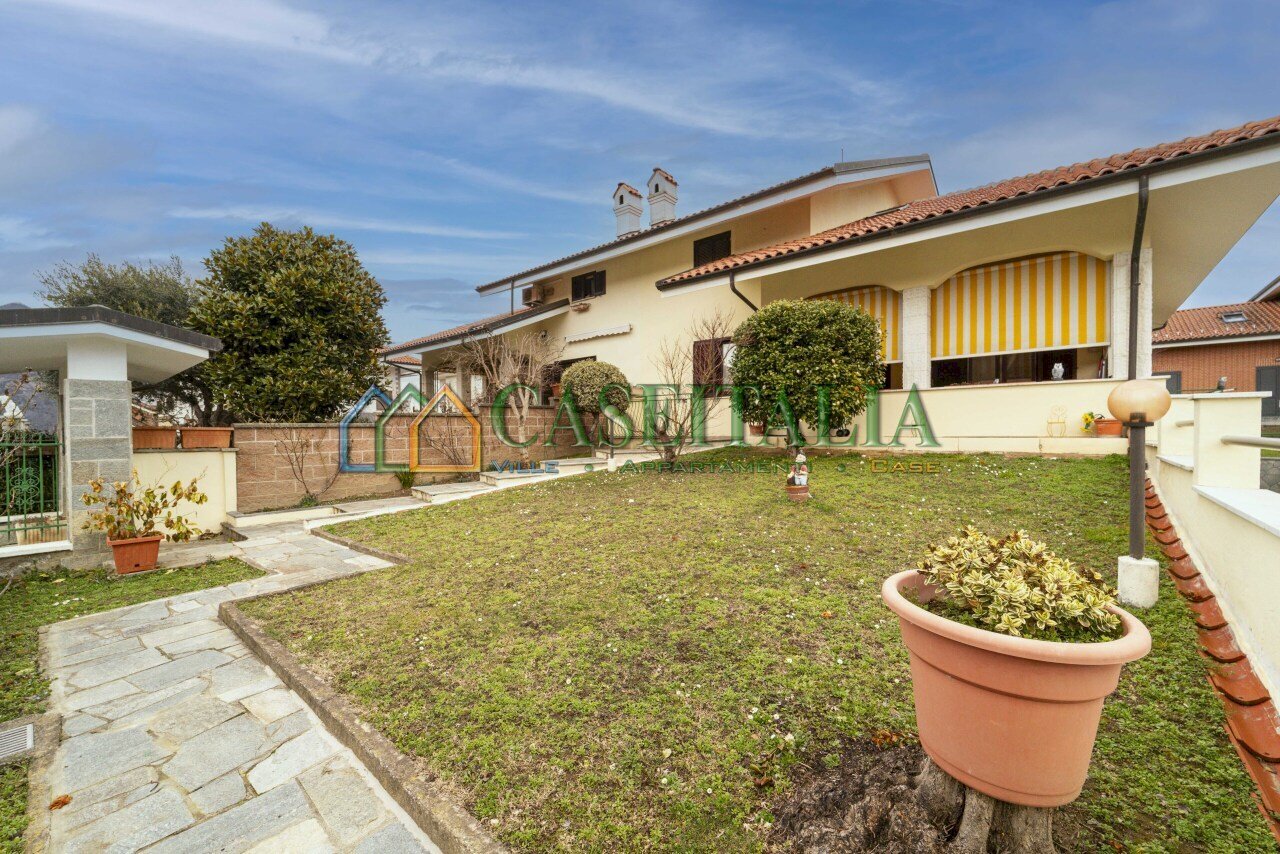 TNY02055.jpg - Independent house Strada Bucet 26, Rosta - photo 1