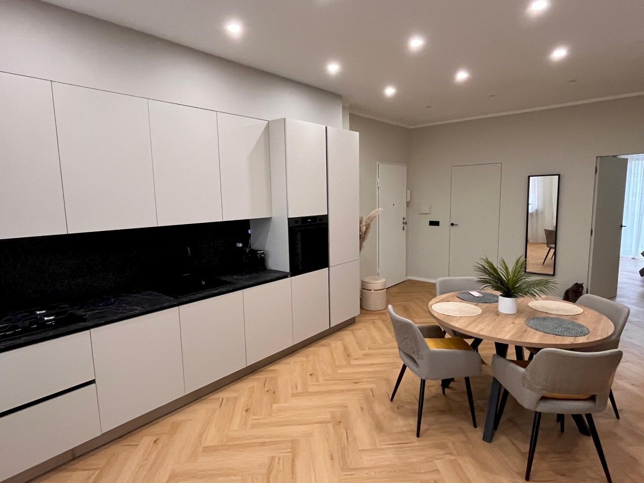 1760af85-f8c0-41b7-8806-40b655f7f796.jpg - Quadrilocale Via Val della Torre 170, Torino - foto 2