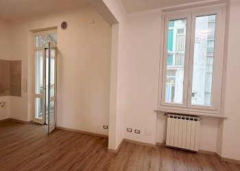 principale - Two-room apartment Via Luigi Cadorna, Vado Ligure - photo 1