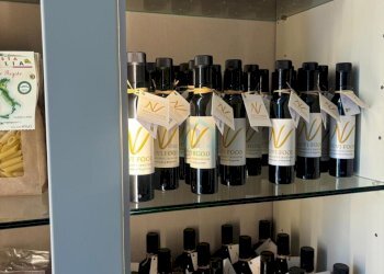 Locale Commerciale Piazza Carlo Montanari 143/A, Torino (zona Santa Rita) - foto 5