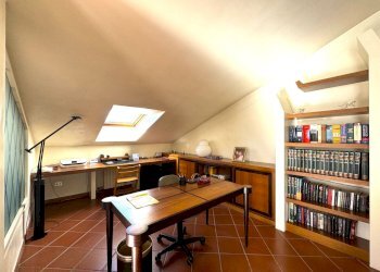 mansarda - Villa Via del Palco, Prato - photo 20