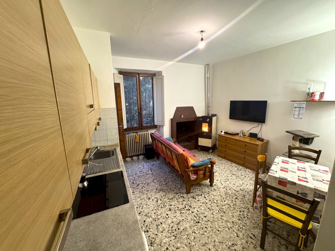 zona giorno - Bilocale Via del Bisenzio, Vernio - foto 2