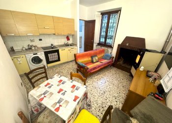 zona giorno - Bilocale Via del Bisenzio, Vernio - foto 3