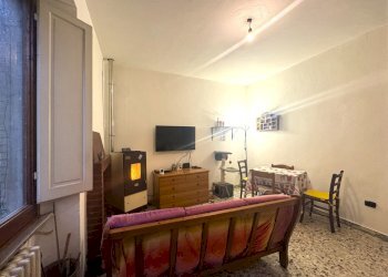 zona giorno - Bilocale Via del Bisenzio, Vernio - foto 6