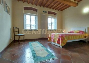 2?camera b.jpg - Appartamento Lucca - foto 11