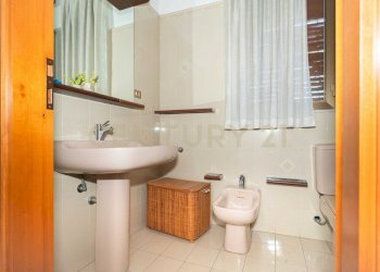 DSC02641.jpg - Appartamento Via Santa Maria della Stella 20, Catania - foto 13