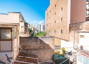 DSC02649.jpg - Appartamento Via Santa Maria della Stella 20, Catania - foto 19