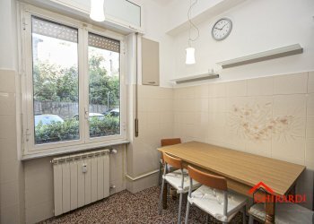3.5 cucina.jpg - Four-room apartment VIA SANT'ALBERTO  11A, Genova (neighborhood Sestri Ponente) - photo 11