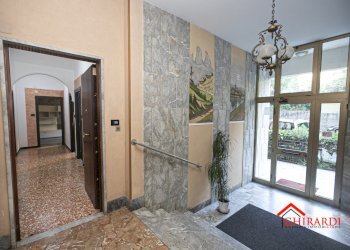 7.0 vano scala.jpg - Four-room apartment VIA SANT'ALBERTO  11A, Genova (neighborhood Sestri Ponente) - photo 24