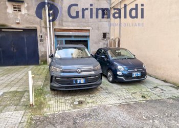 118.jpg - Box Napoli (neighborhood Vomero) - photo 10