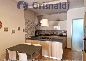 209.jpg - Trilocale Via Giacinto Gigante 43, Napoli (zona Arenella) - foto 5