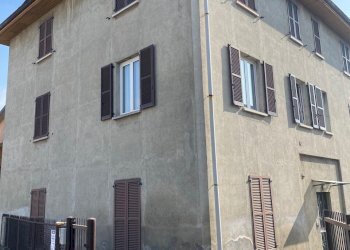 Esterni proprietà - Casa indipendente Via Oslavia 9, Cantù - foto 3