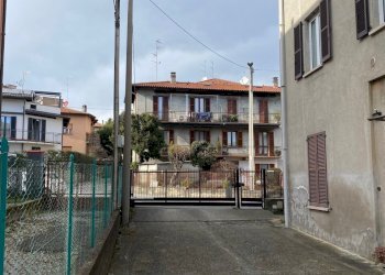 Esterni proprietà - Casa indipendente Via Oslavia 9, Cantù - foto 4