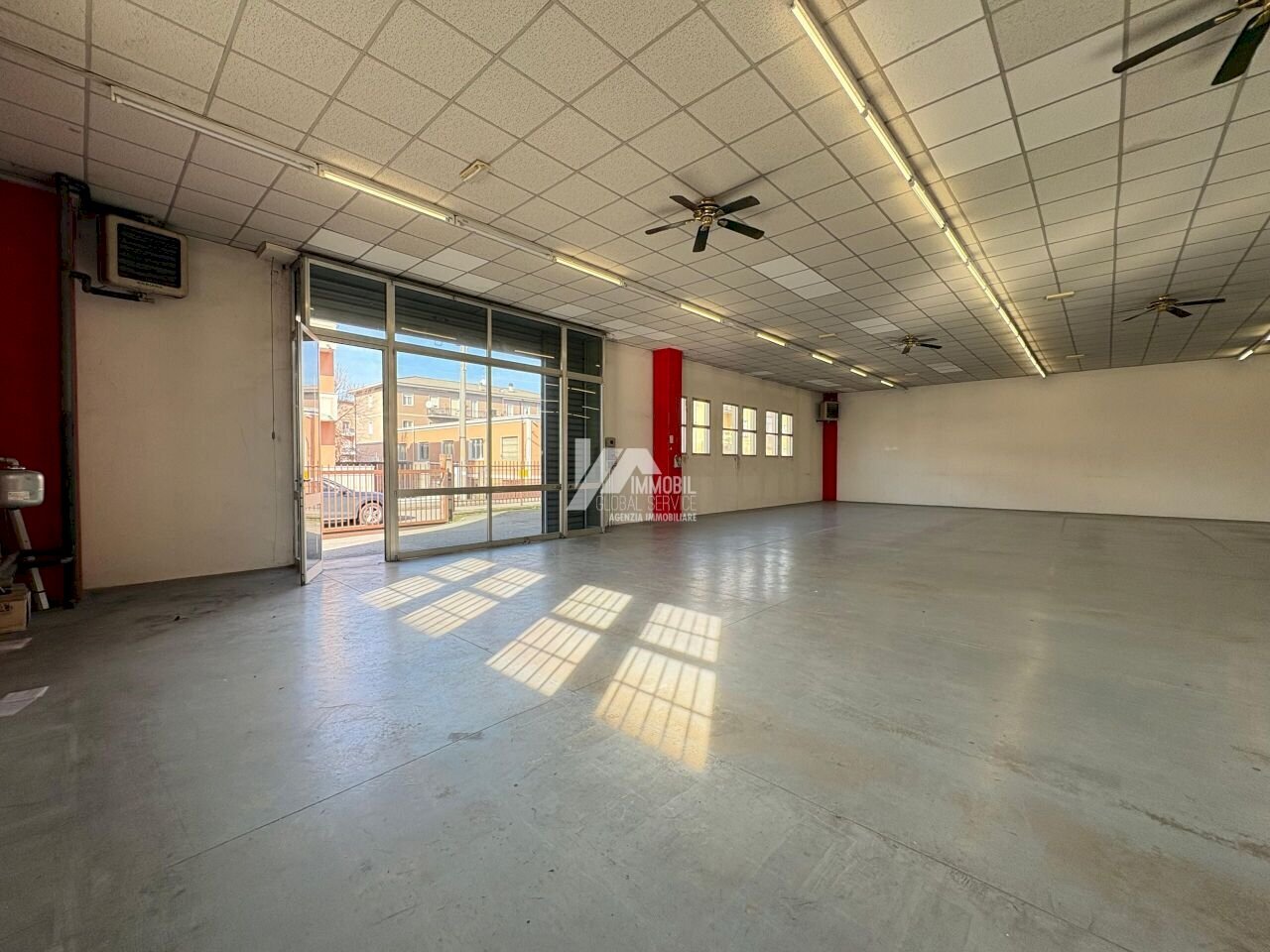 WhatsApp Image 2026-02-16 at 17.06.27 (2)_risultat - Locale Commerciale Via Orzinuovi, Brescia (zona Chiesanuova) - foto 2