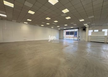 WhatsApp Image 2026-02-16 at 17.03.43 (2)_risultat - Locale Commerciale Via Orzinuovi, Brescia - foto 5