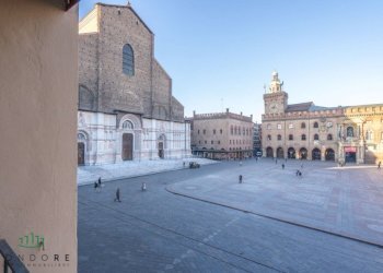 Trilocale via Pescherie Vecchie, Bologna (zona Centro Storico) - foto 9