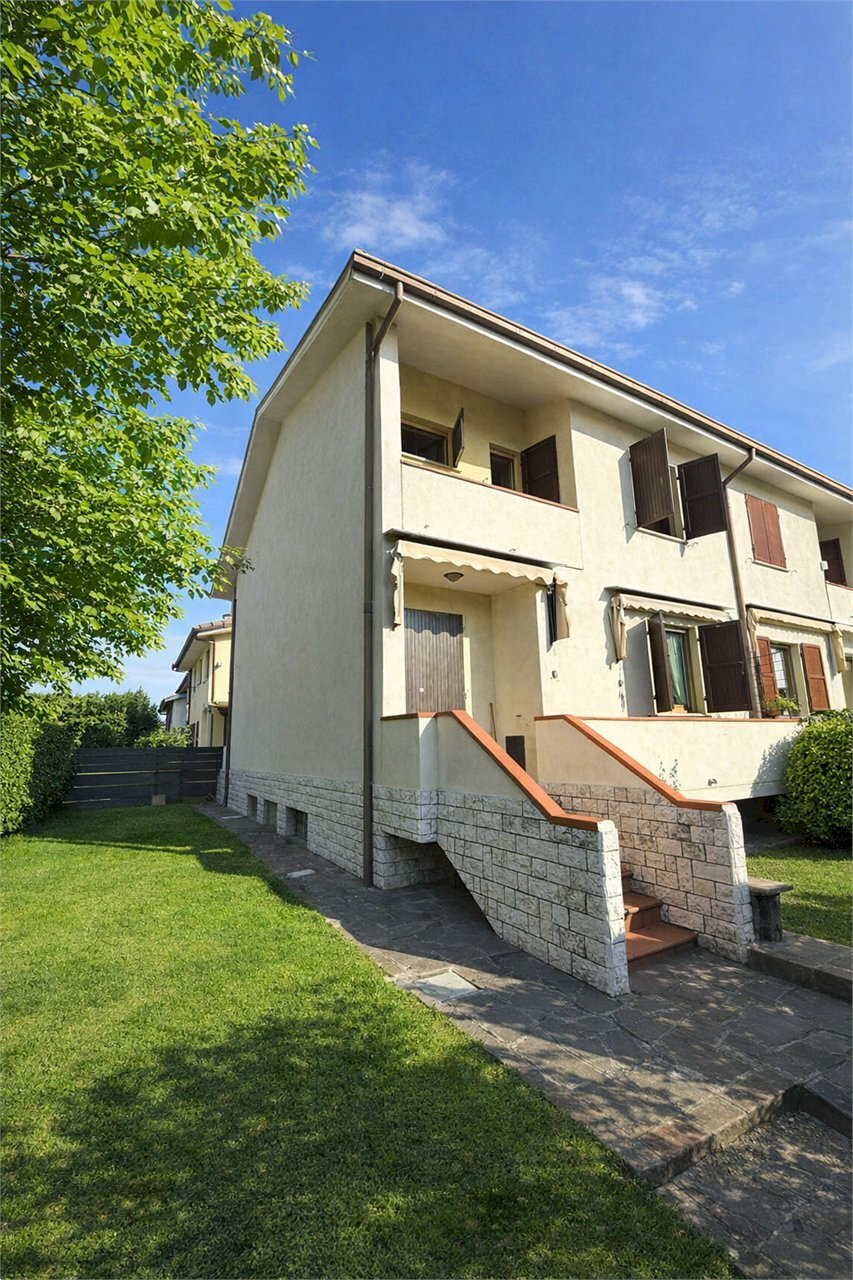 Villa Sassuolo - foto 1