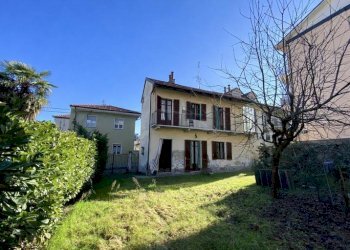 Independent house Alba - photo 1