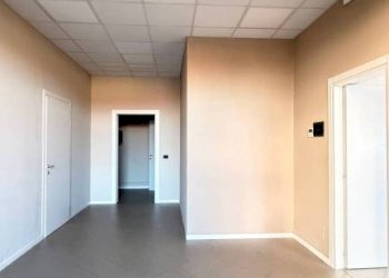 Negozio Fornovo di Taro - foto 3