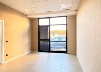 Negozio Fornovo di Taro - foto 8