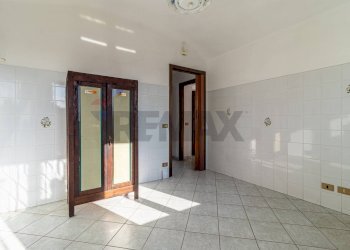Four-room apartment Via IV Novembre, 22 
 Ronco Biellese, Ronco Biellese - photo 17
