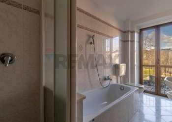 Four-room apartment Via IV Novembre, 22 
 Ronco Biellese, Ronco Biellese - photo 38