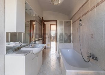 Four-room apartment Via IV Novembre, 22 
 Ronco Biellese, Ronco Biellese - photo 39