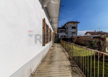 Four-room apartment Via IV Novembre, 22 
 Ronco Biellese, Ronco Biellese - photo 63