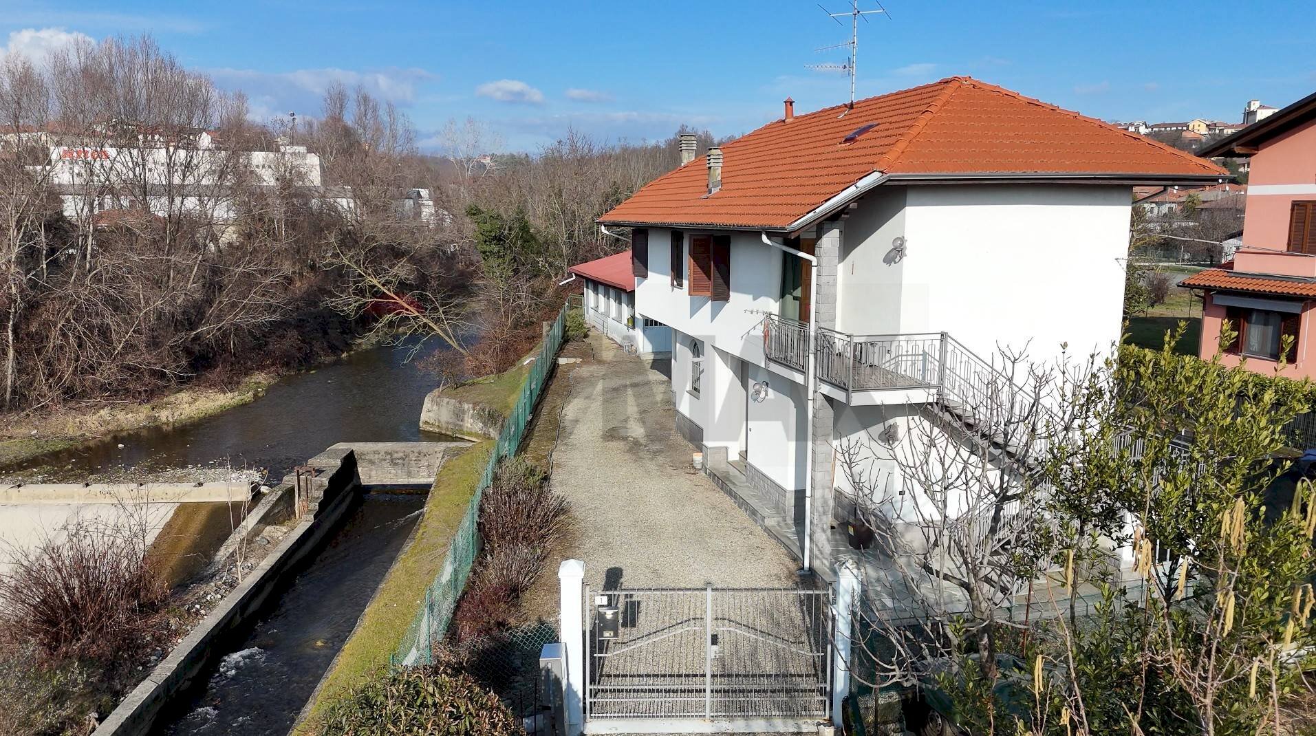 Casa indipendente Via Corsico, 1
Cossato, Cossato - foto 2