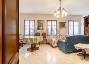 Independent house Via Corsico, 1
Cossato, Cossato - photo 11