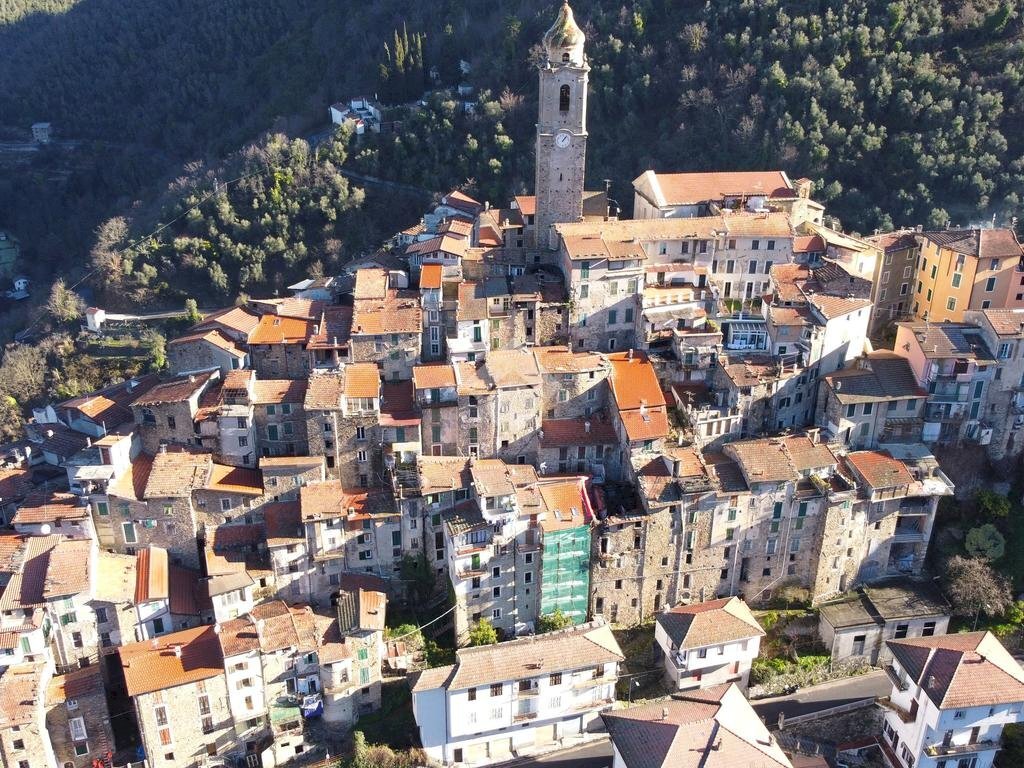 Two-room apartment Via Roma, Castel Vittorio - photo 1