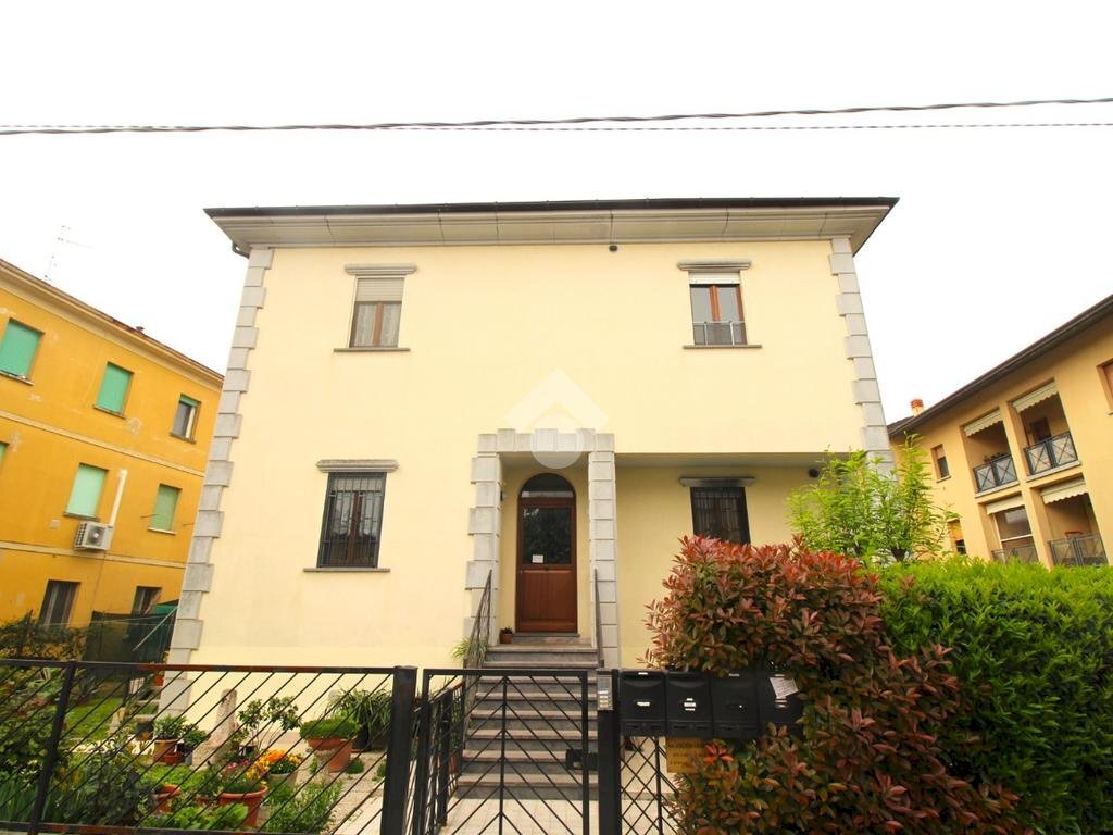 Three-room apartment Via della pace, Medicina - photo 2