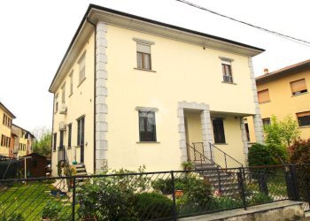 Three-room apartment Via della pace, Medicina - photo 1