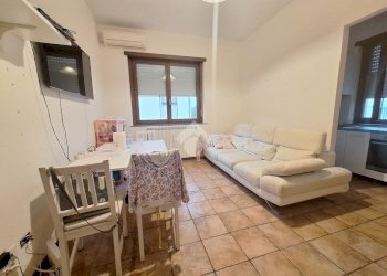 Three-room apartment Via della pace, Medicina - photo 3