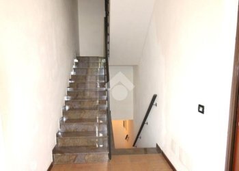 Three-room apartment Via della pace, Medicina - photo 10
