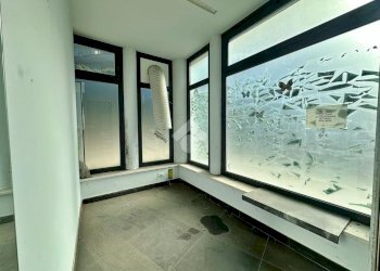 Negozio Via Donizetti, Tavullia - foto 8