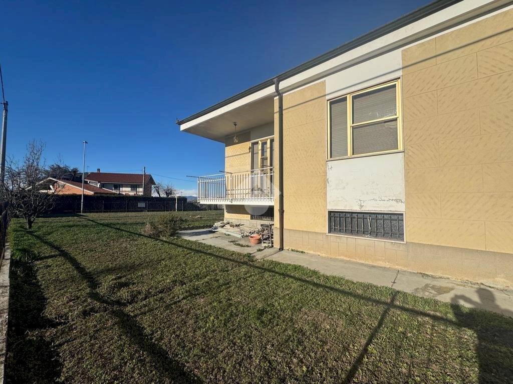 Trilocale Via Poirino, Carmagnola - foto 1