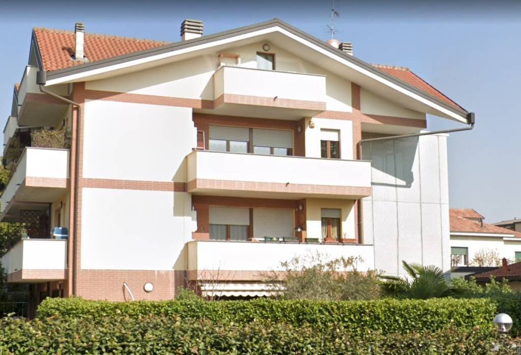 Trilocale Monza (zona Libertà) - foto 1