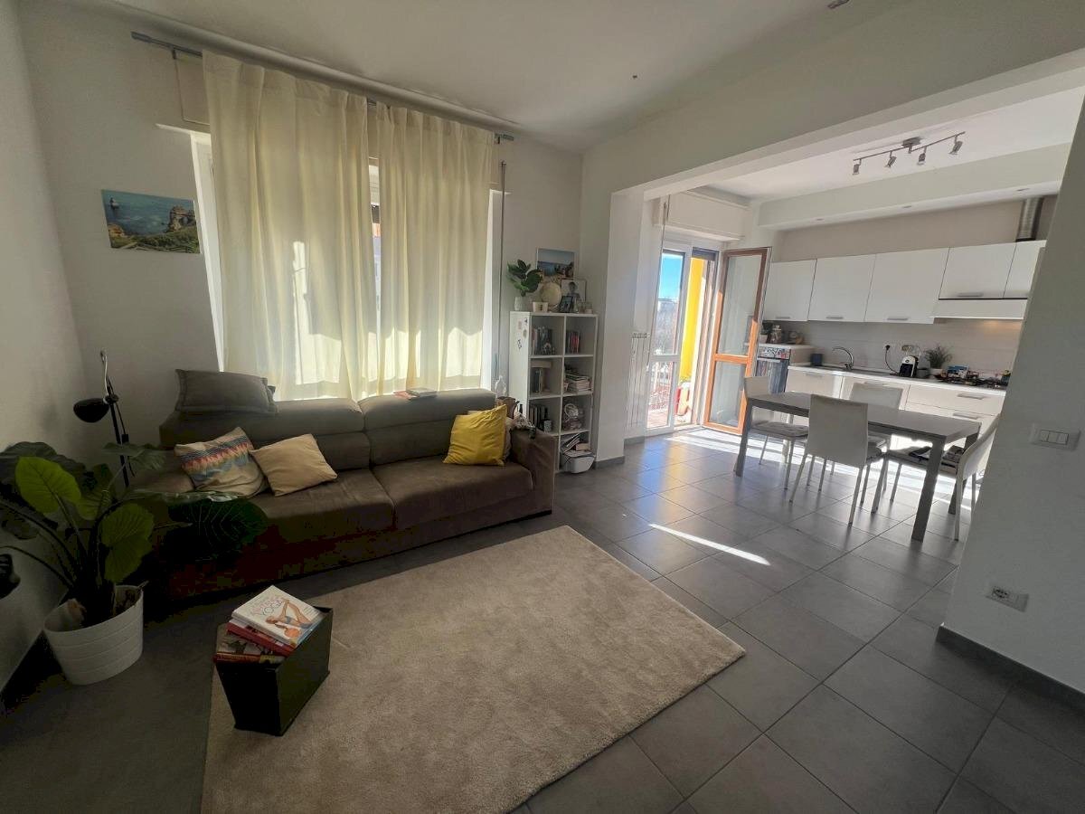 Four-room apartment Banchette - photo 1