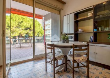 Three-room apartment Viale Tritone, hamlet Pinarella, Cervia - photo 3