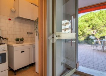 Three-room apartment Viale Tritone, hamlet Pinarella, Cervia - photo 7