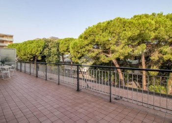 Three-room apartment Viale Tritone, hamlet Pinarella, Cervia - photo 11