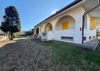 Villa Via Wolfgang Amadeus Mozart, Reggiolo - foto 3