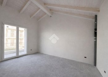 Four-family villa Via Francesco Schianchi, Parma (neighborhood Vigatto) - photo 10