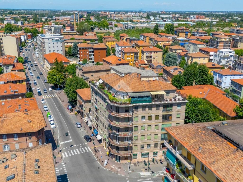 Trilocale Via san leonardo, Parma (zona San Leonardo) - foto 1